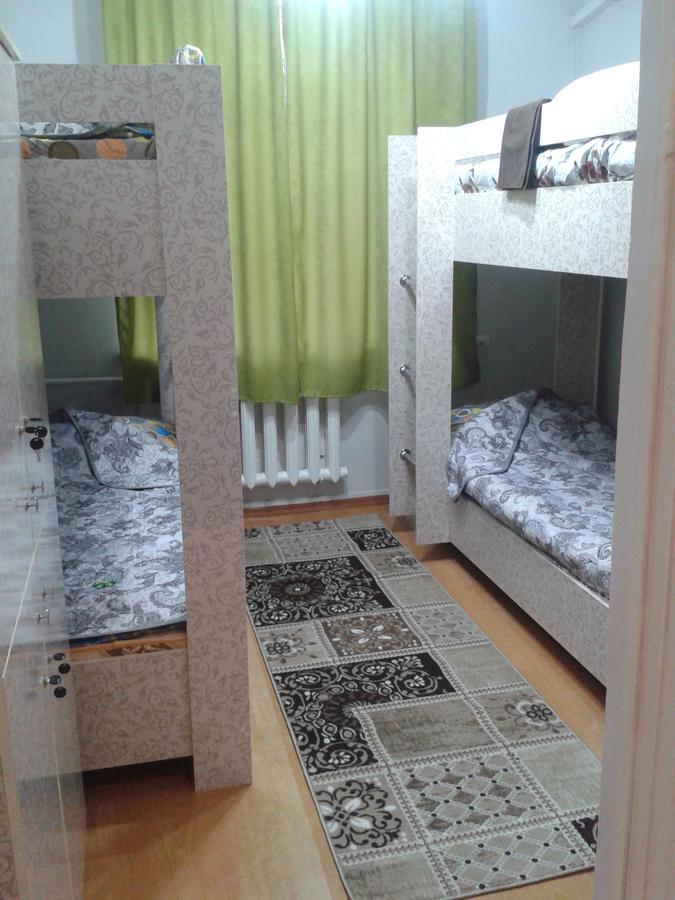 Hostel64 Алмати Екстер'єр фото