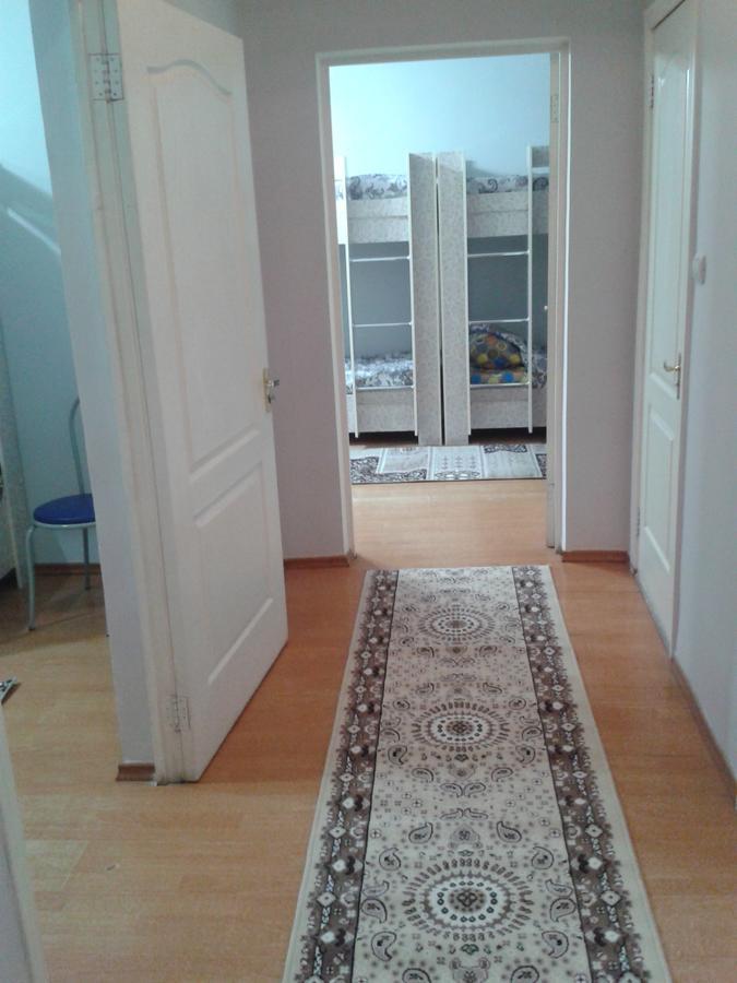 Hostel64 Алмати Екстер'єр фото