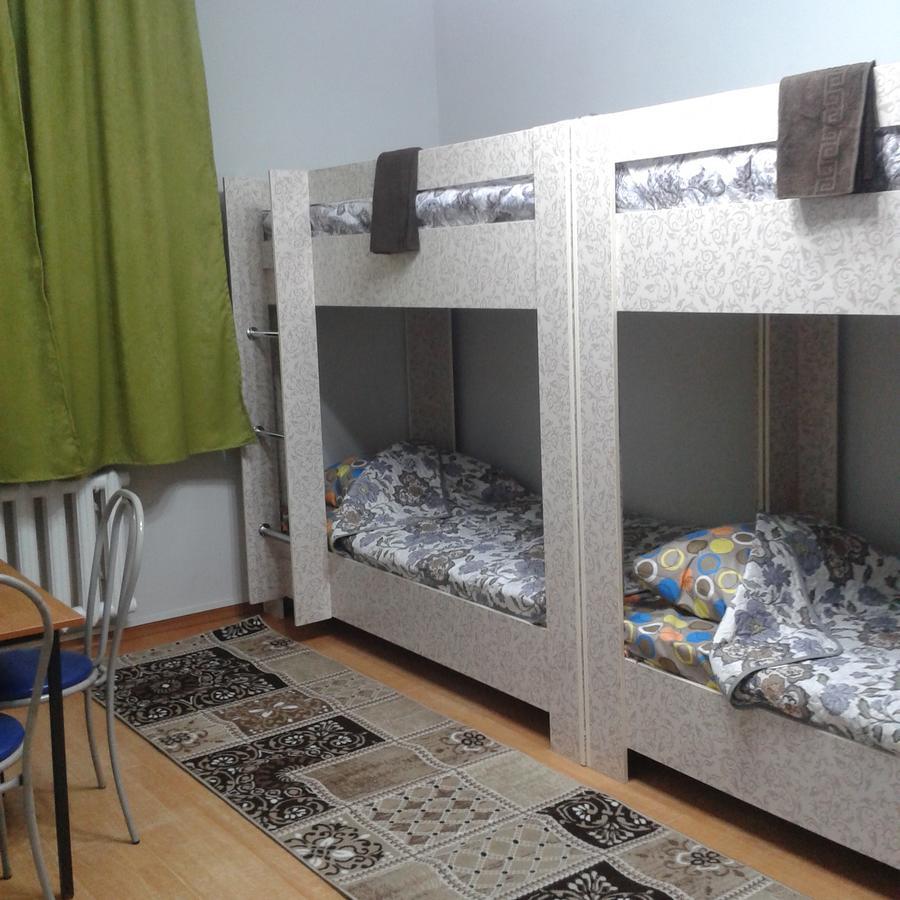 Hostel64 Алмати Екстер'єр фото