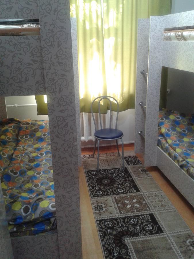 Hostel64 Алмати Екстер'єр фото