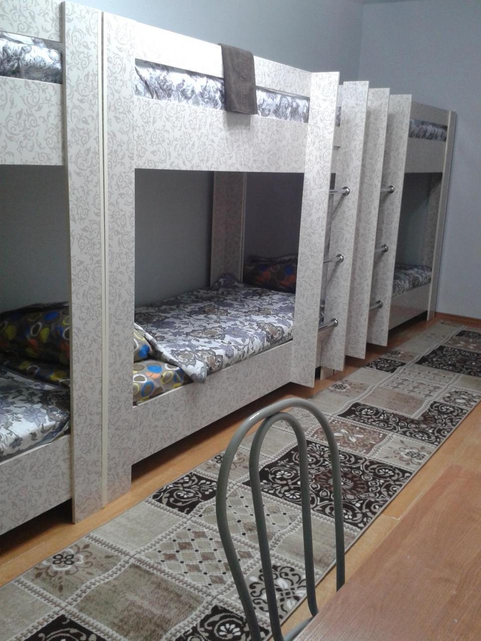 Hostel64 Алмати Екстер'єр фото